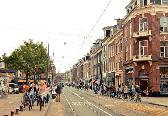 одна из улиц амстердама