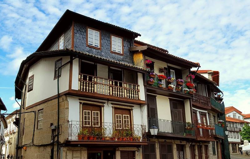 Красивые города Португалии: Гимарайнш