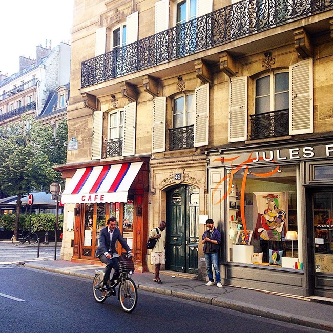 Улицы и кафе Парижа в Instagram 18