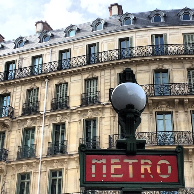 Улицы и кафе Парижа в Instagram 19