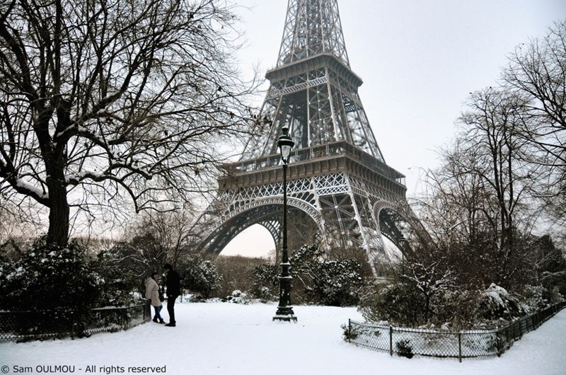 Эйфелева башня зимой