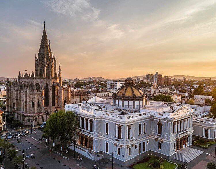 Крупные и красивые города Мексики: Гвадалахара