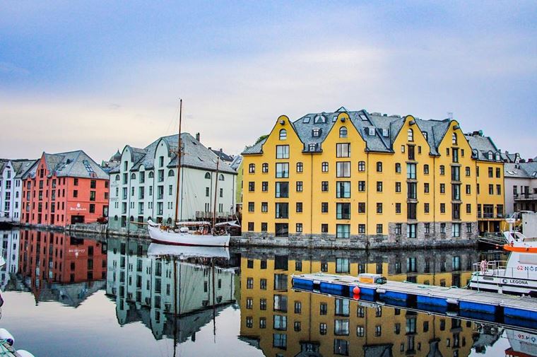 Места Норвегии, которые нужно посетить: Олесунн