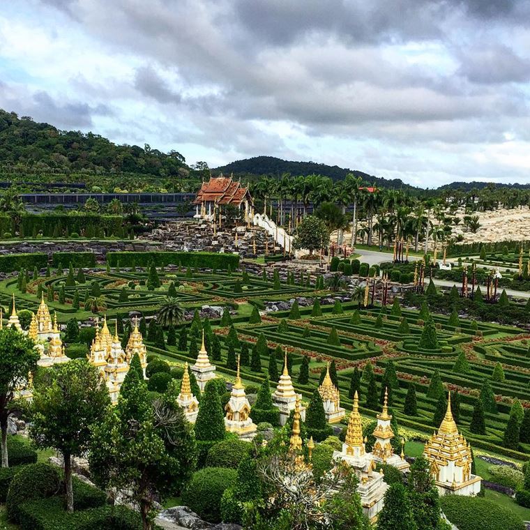 Красивые парки и сады мира - Нонг Нуч в Таиланде
