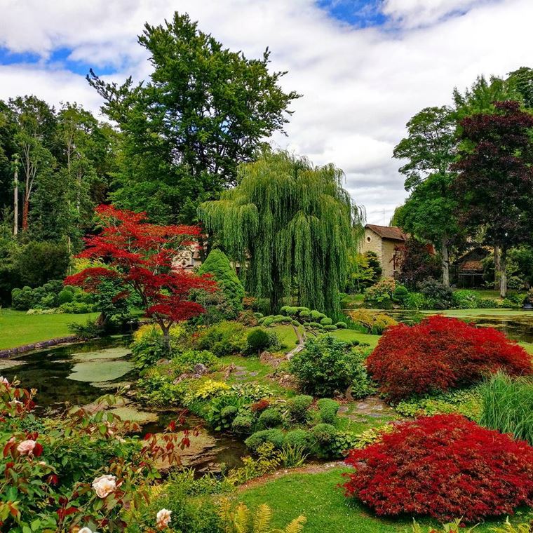 Красивые парки и сады мира - замок Куранс во Франции