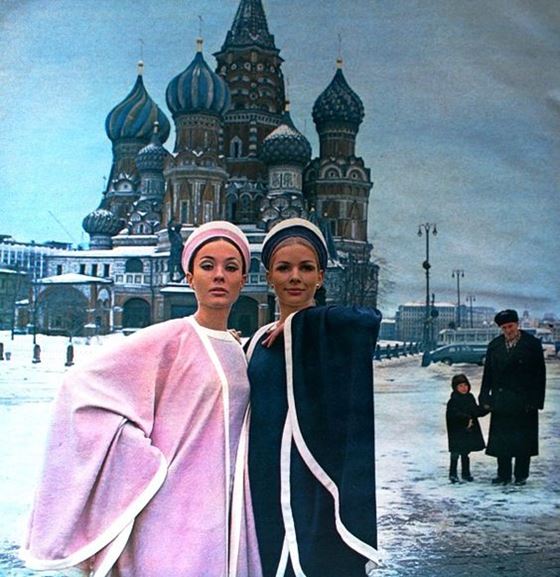 Москва 60-х на фото Пола Хафа для модной коллекции Dutch в журнале Avenue - фото 1
