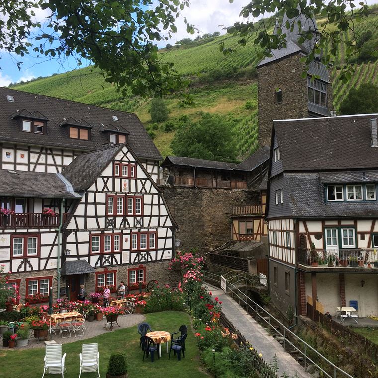 Красивые деревни и маленькие города Германии: Бахарах 
