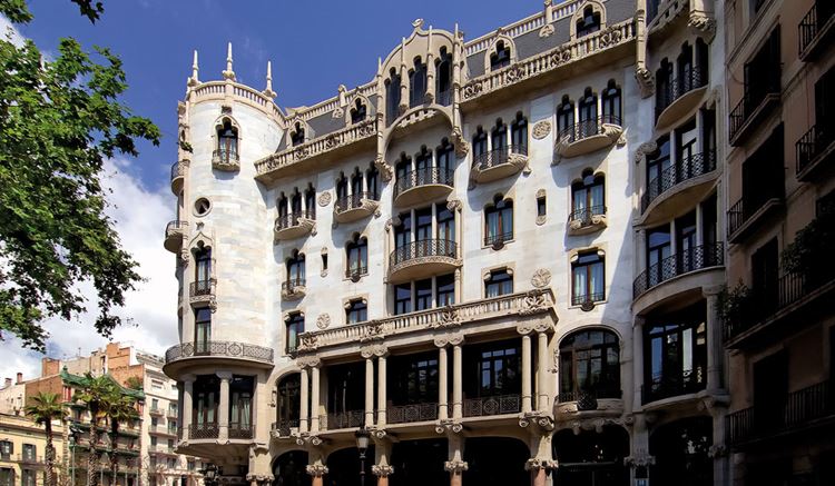 Архитектура Барселоны: Дом Фустера
