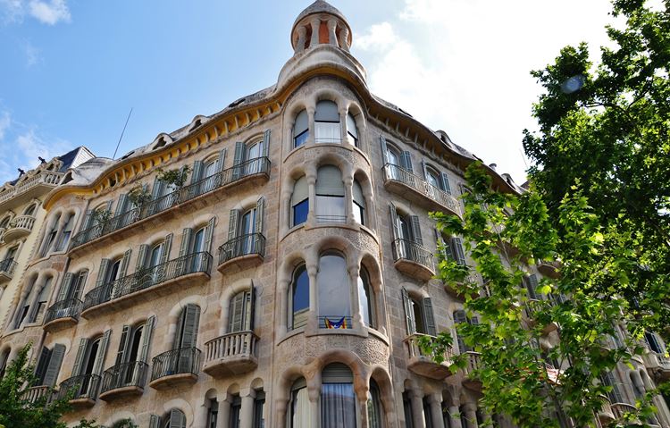 Здания Барселоны: Дом Сайрака