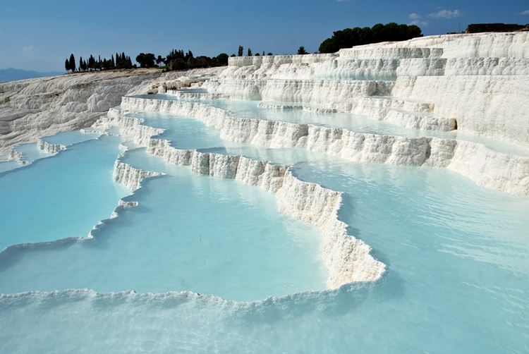 Топ-10 самых красивых природных бассейнов мира - Природные бассейны в Памуккале в Турции