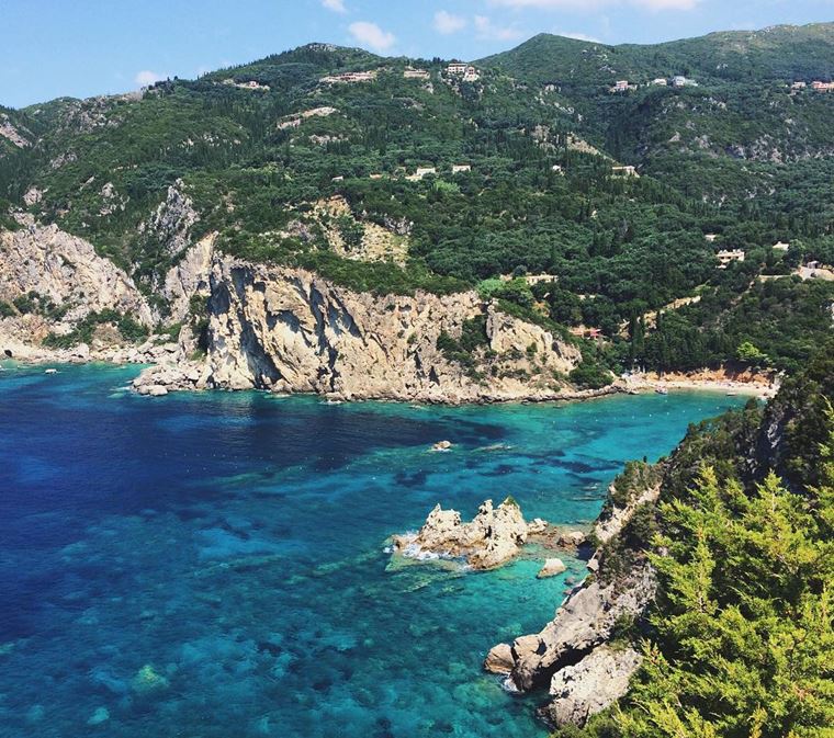 Лучшие пляжи Греции: Палеокастрица