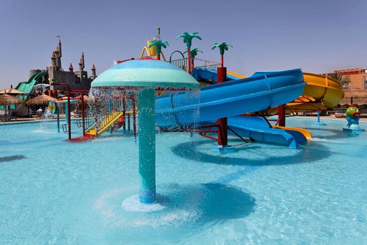Аквапарки Египта:  Aqua Blue Water Park, Шарм-эль-Шейх - детский бассейн с аттракционами