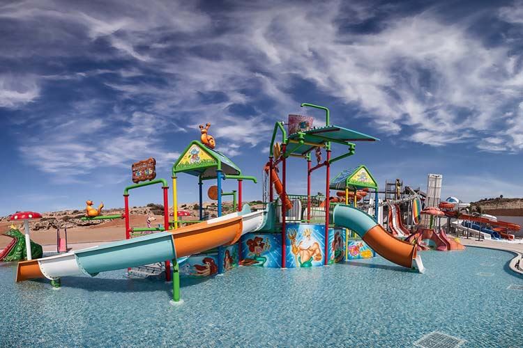 Курортные отели Кипра с аквапарком: Elexus Hotel & Resort & Spa (Чаталкой) - детский бассейн с аттракционами