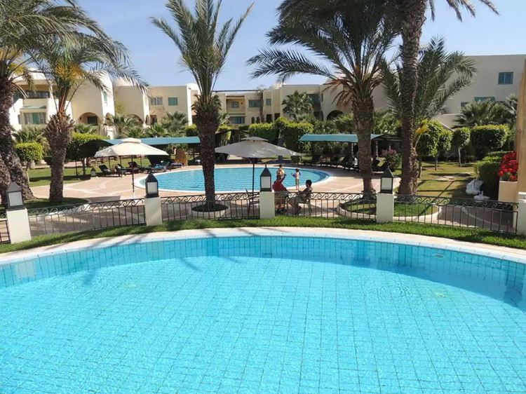 Отели Туниса с аквапарком, Suites Hotel Les Charmilles & Spa