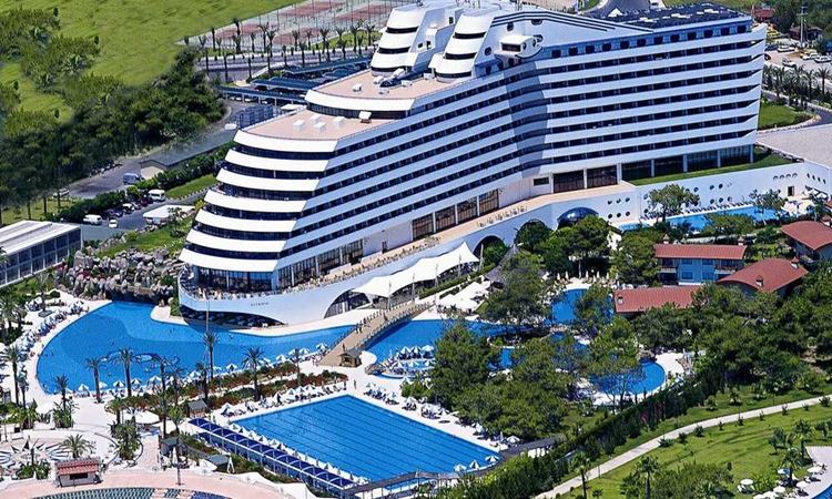 Отель Турции с аквапарком Titanic Beach Lara (5 звёзд)
