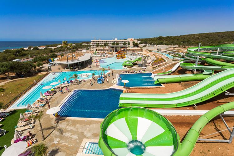 Отель Испании с аквапарком Hotel Sur Menorca (Менорка/Пунта-Прима)