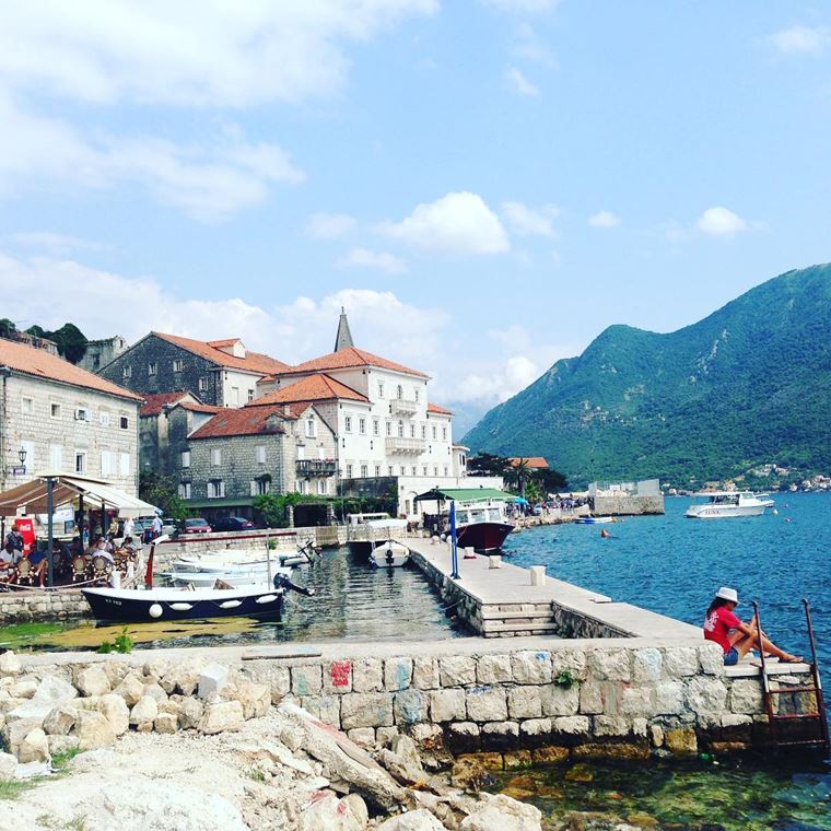 Курортные города Черногории на побережье: Пераст