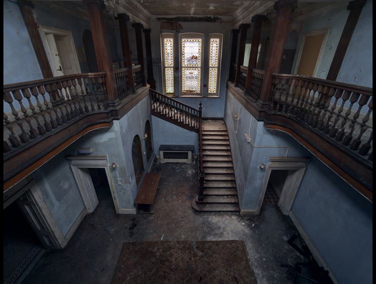 Фотовыставка “Forgotten Heritage” Мэттью Эммета - лестницы 