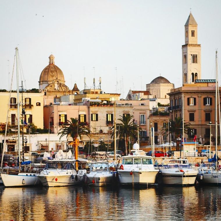 Курортные города Италии на побережье: Бари