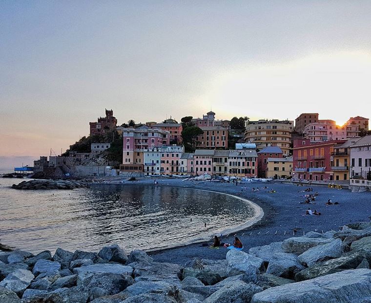 Курортные города Италии на побережье: Генуя 