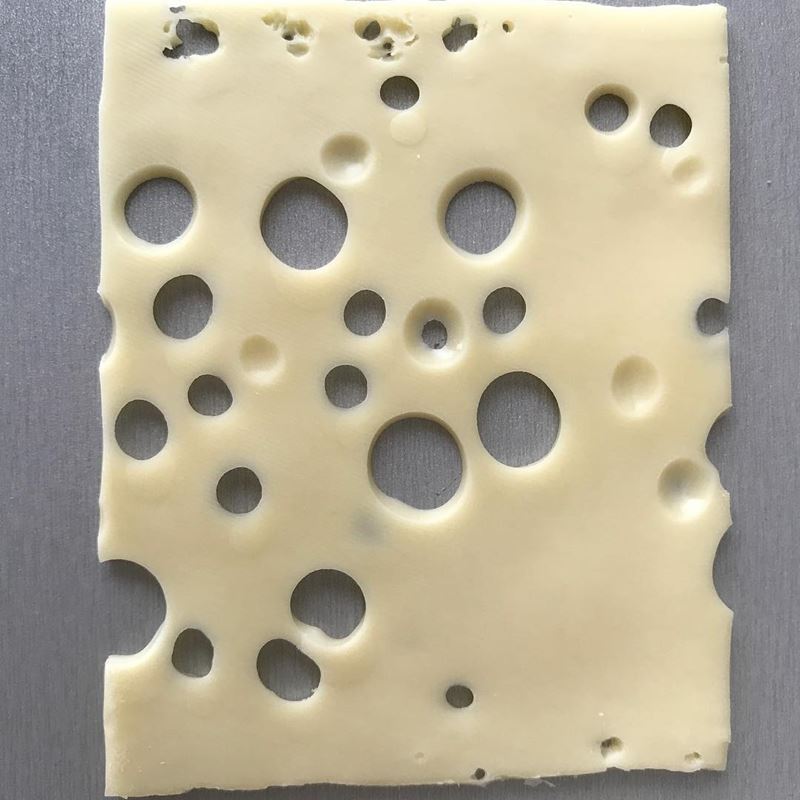 Сорта голландского сыра - Маасдам - полутвердый с большими дырками