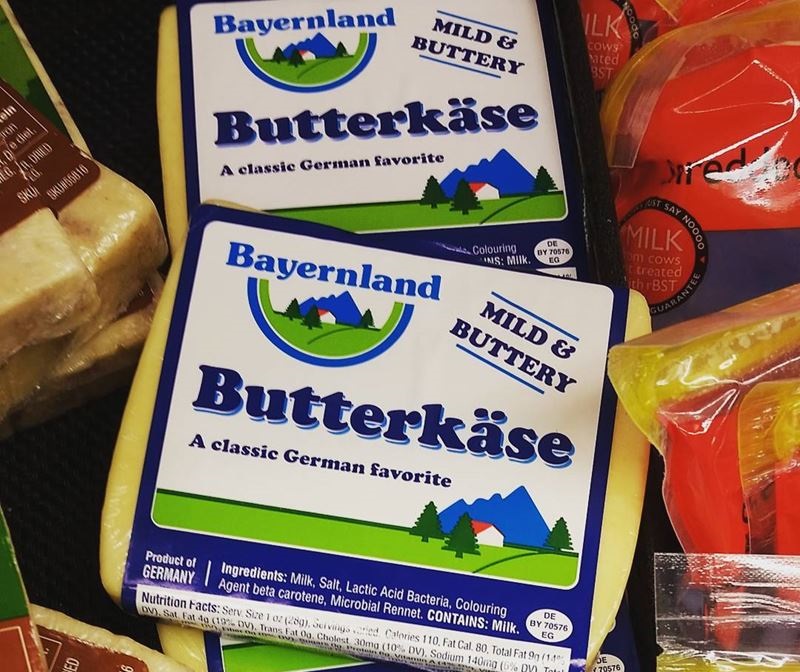 Сорта немецкого сыра - Буттеркезе (Butterkäse) - жирный со вкусом сливочного масла