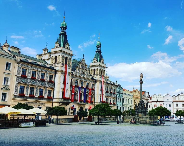 Красивые города Чехии: республиканская площадь в Пардубице
