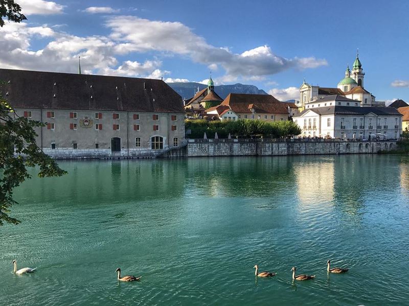 Красивые города Швейцарии: Золотурн и вид на озеро