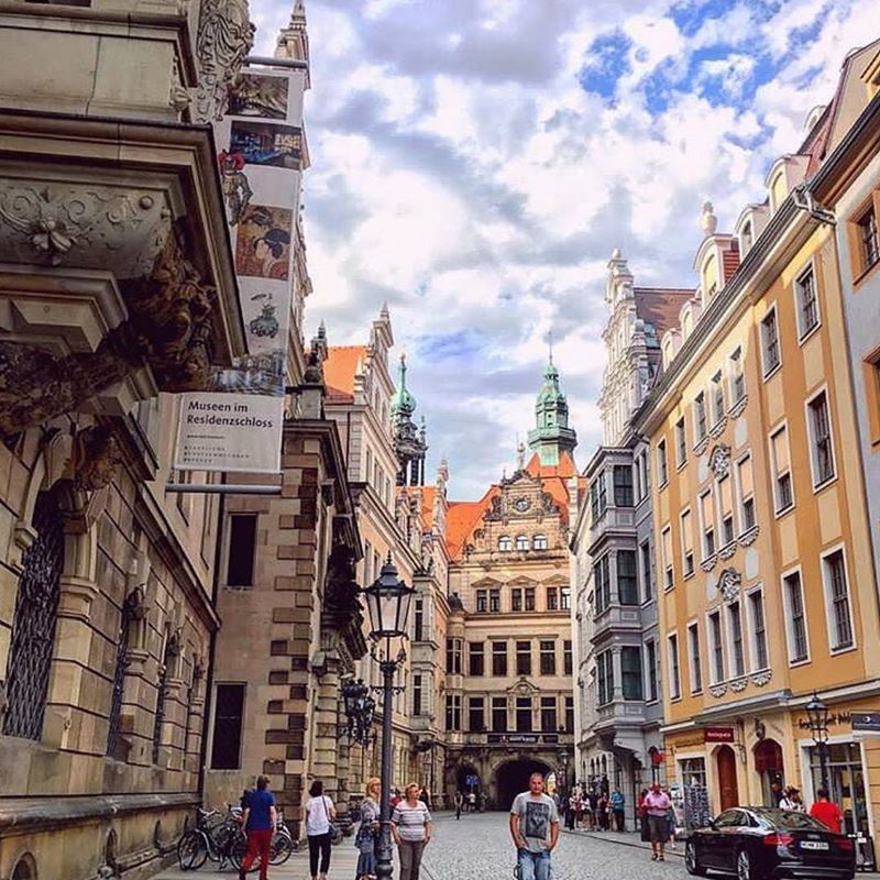 Крупные и красивые города Германии - Дрезден - старый город - улицы и архитектура