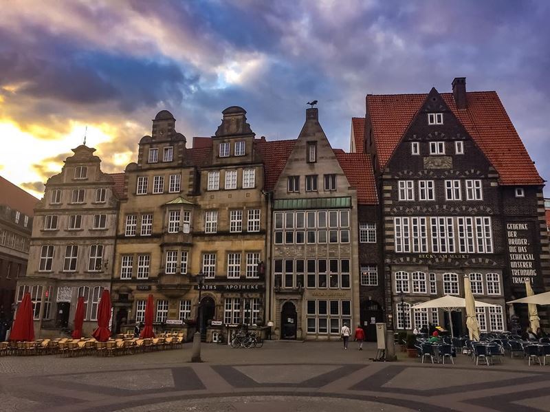 Крупные и красивые города Германии - Рыночная площадь Бремена