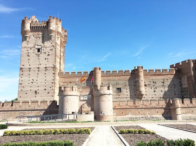 Крупные и красивые города Испании - Вальядолид - Замок Пеньяфьель