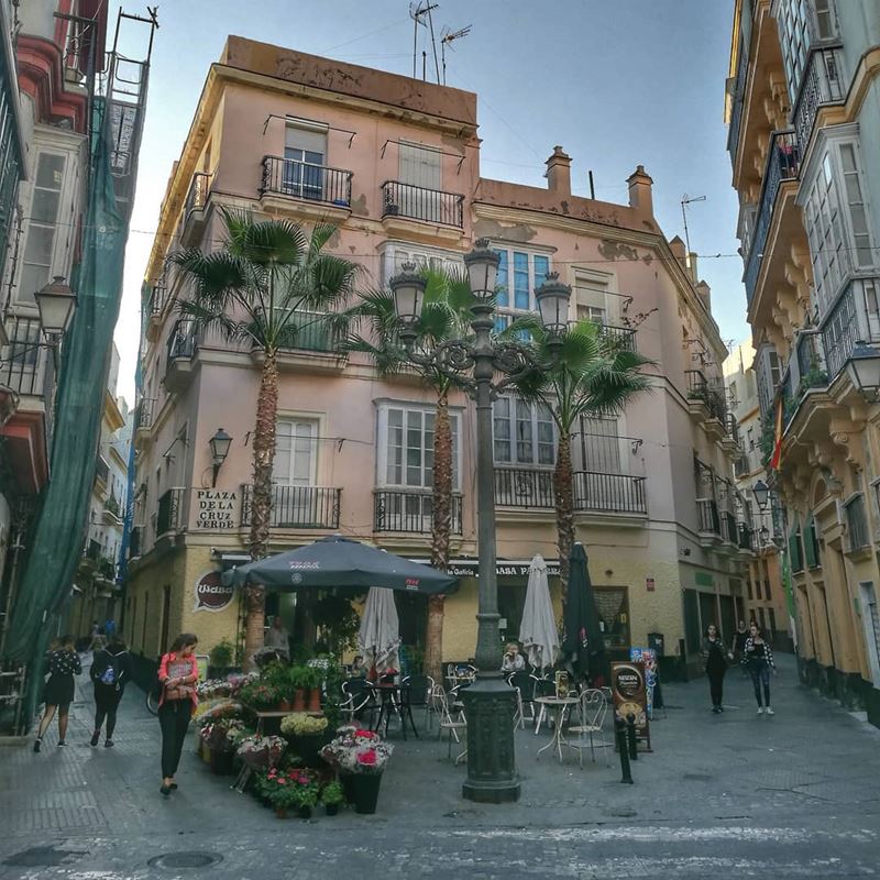 Крупные и красивые города Испании - Кадис - улицы и архитектура