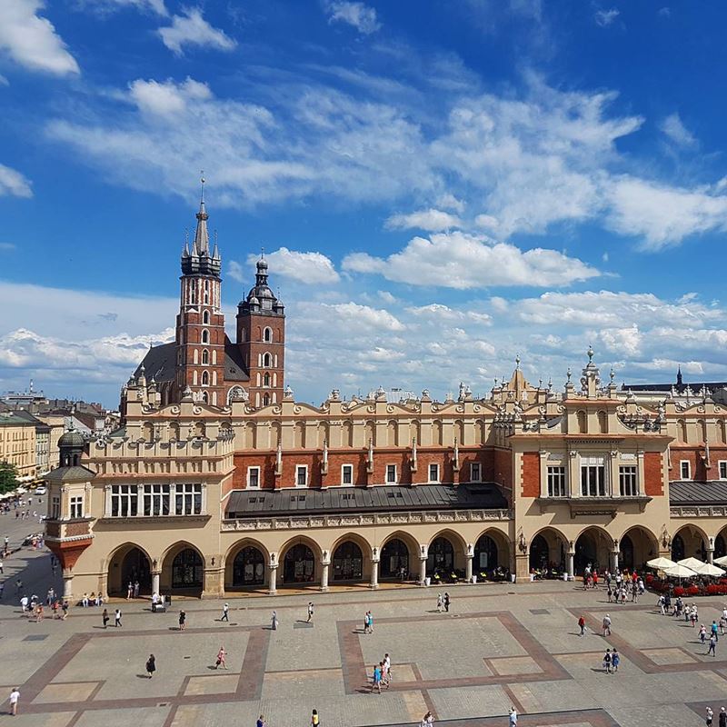 Крупные и красивые города Польши - Краков - Рыночная площадь Старого города