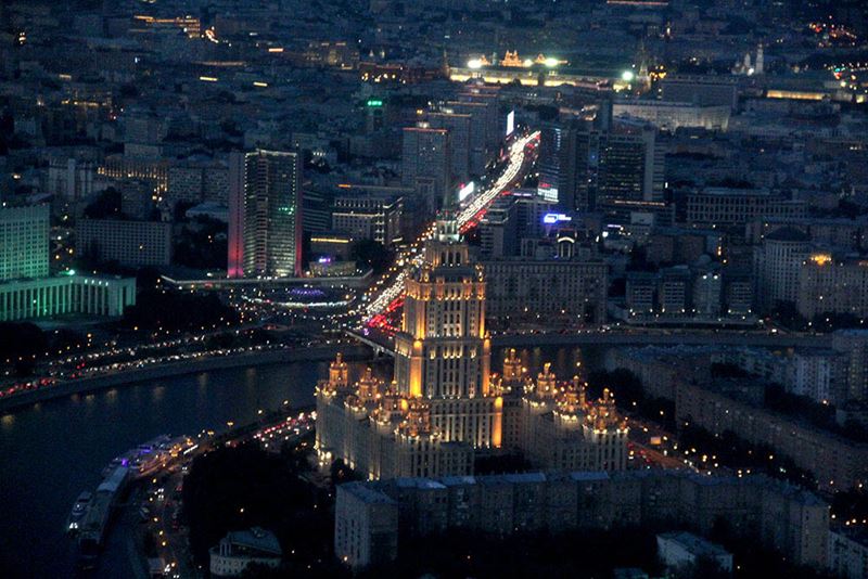 Смотровая площадка Panorama 360 - вид на вечернюю Москву
