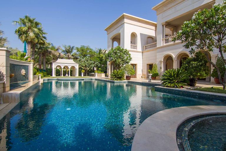 Топ-10 самых дорогих вилл в мире - Виллы в Эмирейтс Хиллс, Дубай (Объединённые Арабские Эмираты)