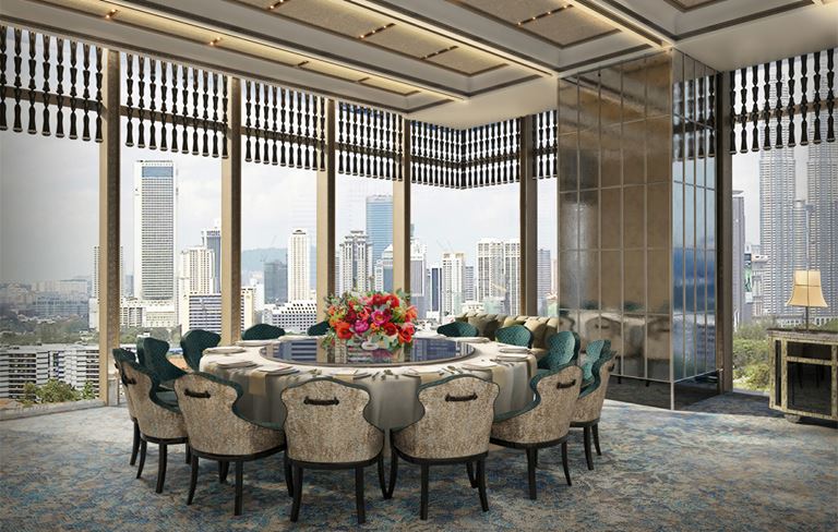 Four Seasons Hotel Kuala Lumpur - ресторан с видом на панораму города 