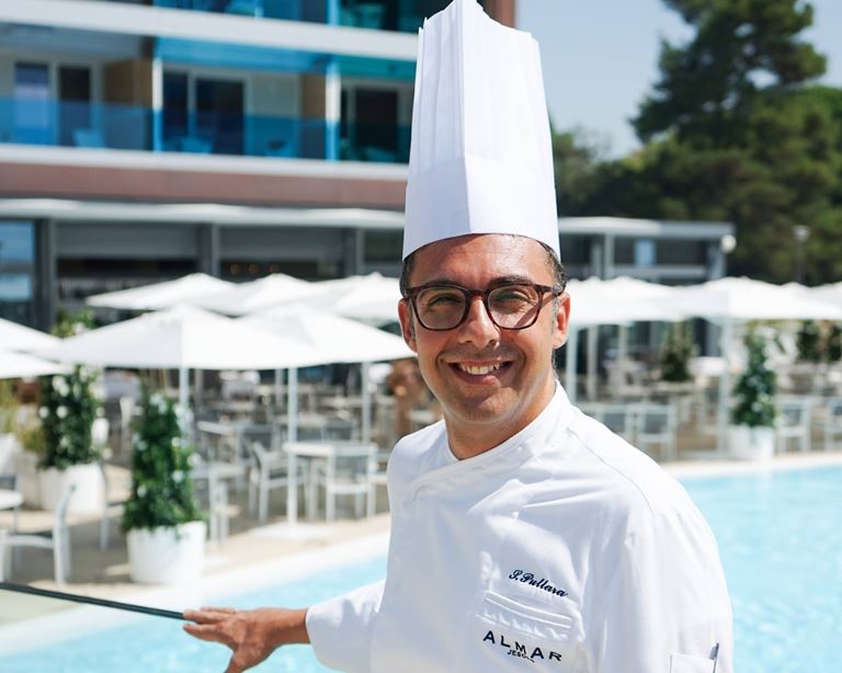 Сальваторе Пуллара - шеф-повар ресторана Mediterra курорта Almar Jesolo Resort&Spa