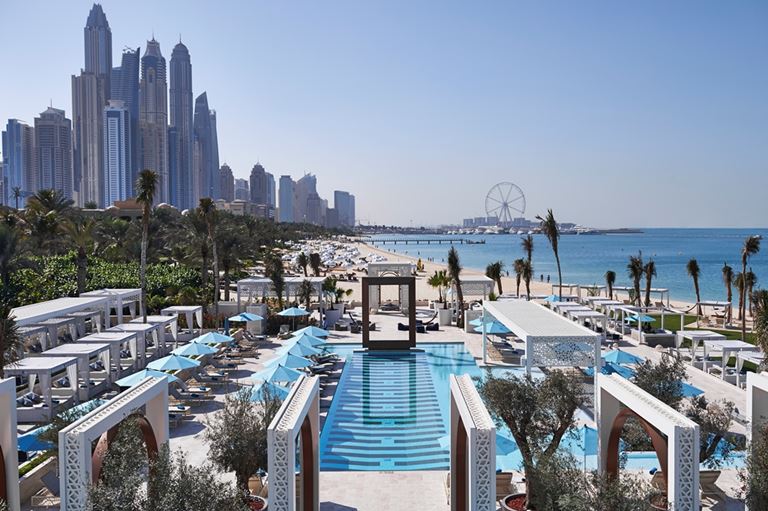 DRIFT Beach Club – новое место для пляжного отдыха в Дубае