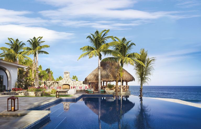 Курорт One&Only Palmilla в Лос-Кабосе, Мексика - Villa Cortez - вид на океан с бассейном 
