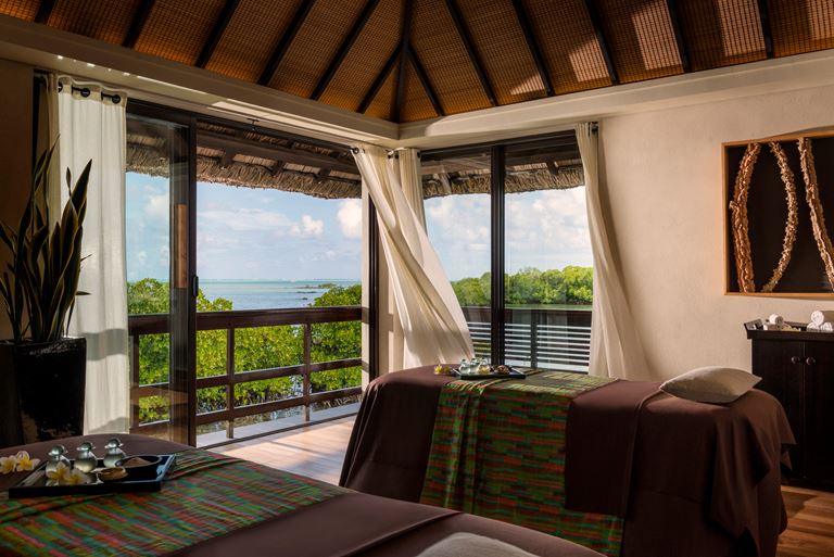 Спа-массаж на курорте Four Seasons Resort Mauritius at Anahita