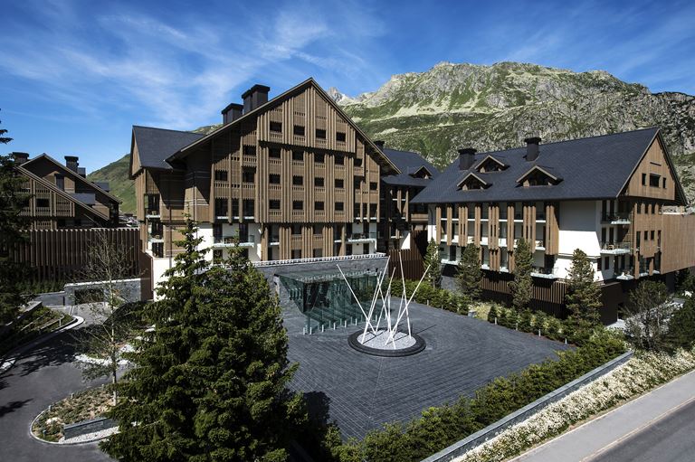The Chedi Andermatt – лучший отель по версии Forbes Travel Guide