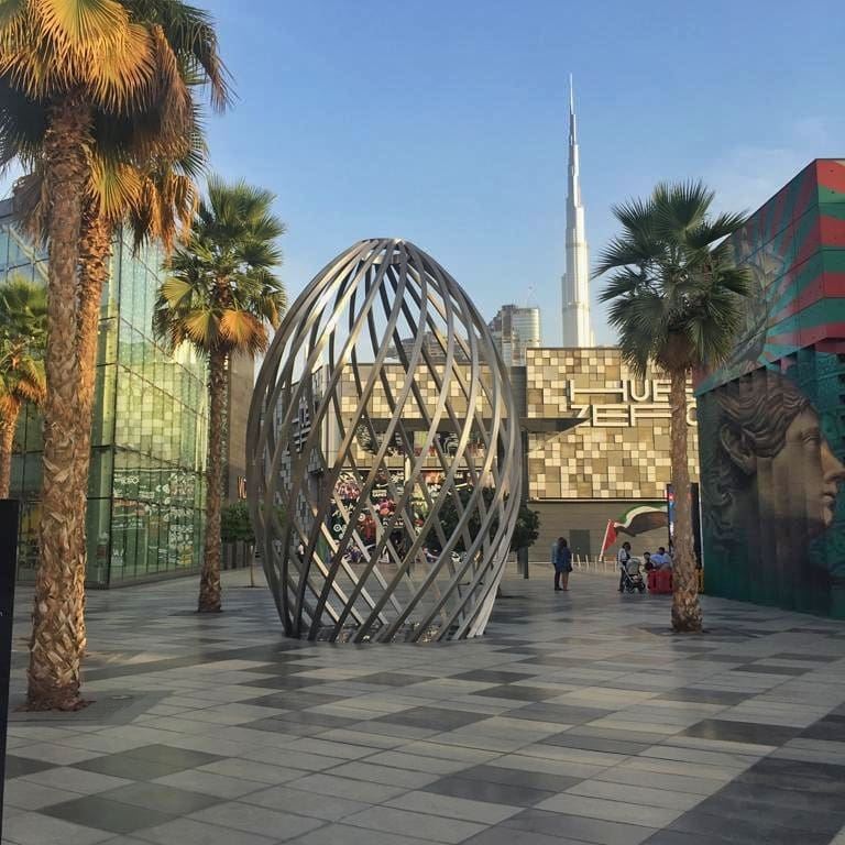 красивые места в Дубае для ярких и необычных фотографий - Квартал City Walk