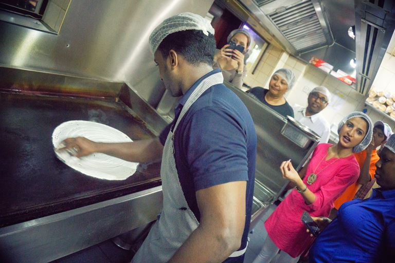 Нетуристический Дубай: куда пойти и чем заняться - Эмиратские блюда на кулинарных мастер-классах  