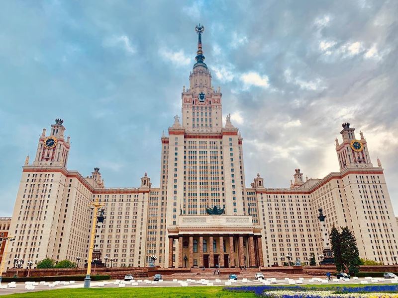 10 любимых мест китайских туристов в Москве - Воробьевы горы и МГУ