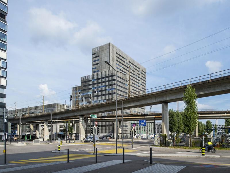 Современная архитектура Цюриха: топ-10 необычных городских объектов - Zürcher Hochschule der Künste (ZHdK) Toni-Areal