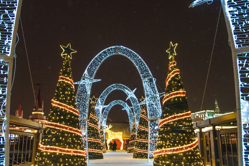 Новогодний фестиваль на Кремлевской набережной в Казани - фото 1