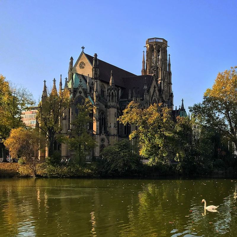 Крупные и красивые города Германии - Монастырская церковь Штутгарта