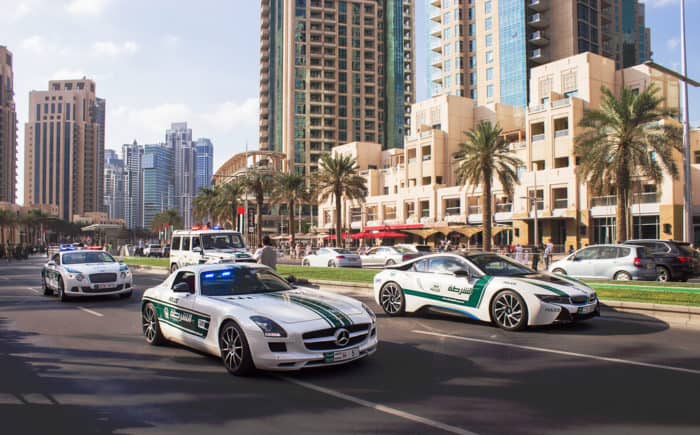 Интересные факты о Дубае - спорткары для полиции