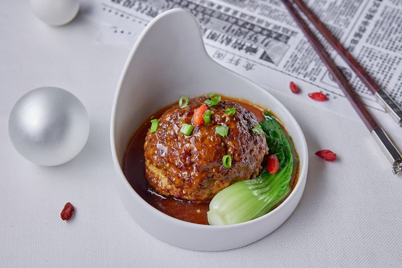 Блюда китайской кухни из меню от Ян Гэ - Митбол с бок-чой