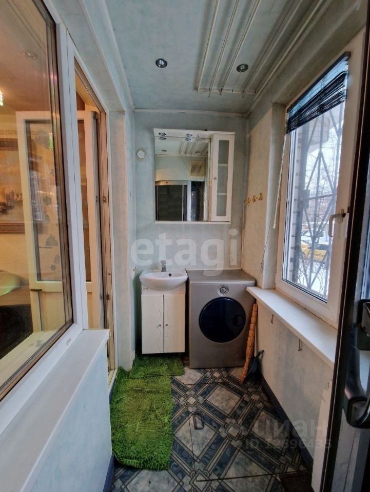 Квартира в Москве за 10 млн. рублей с душевой на балконе - балкон
